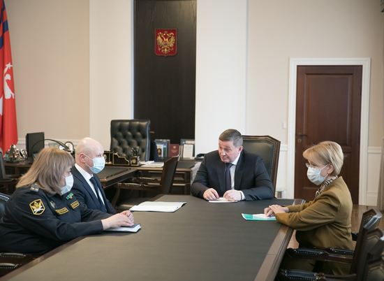 Губернатор Волгоградской области встретился с руководством УФССП